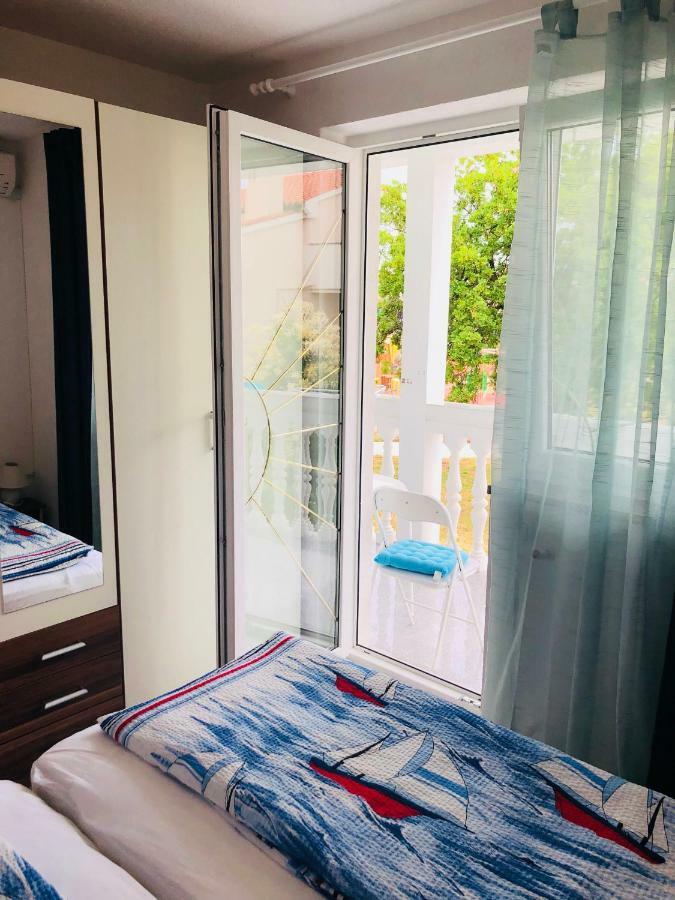 Guest House Jadro Rovinj Bagian luar foto