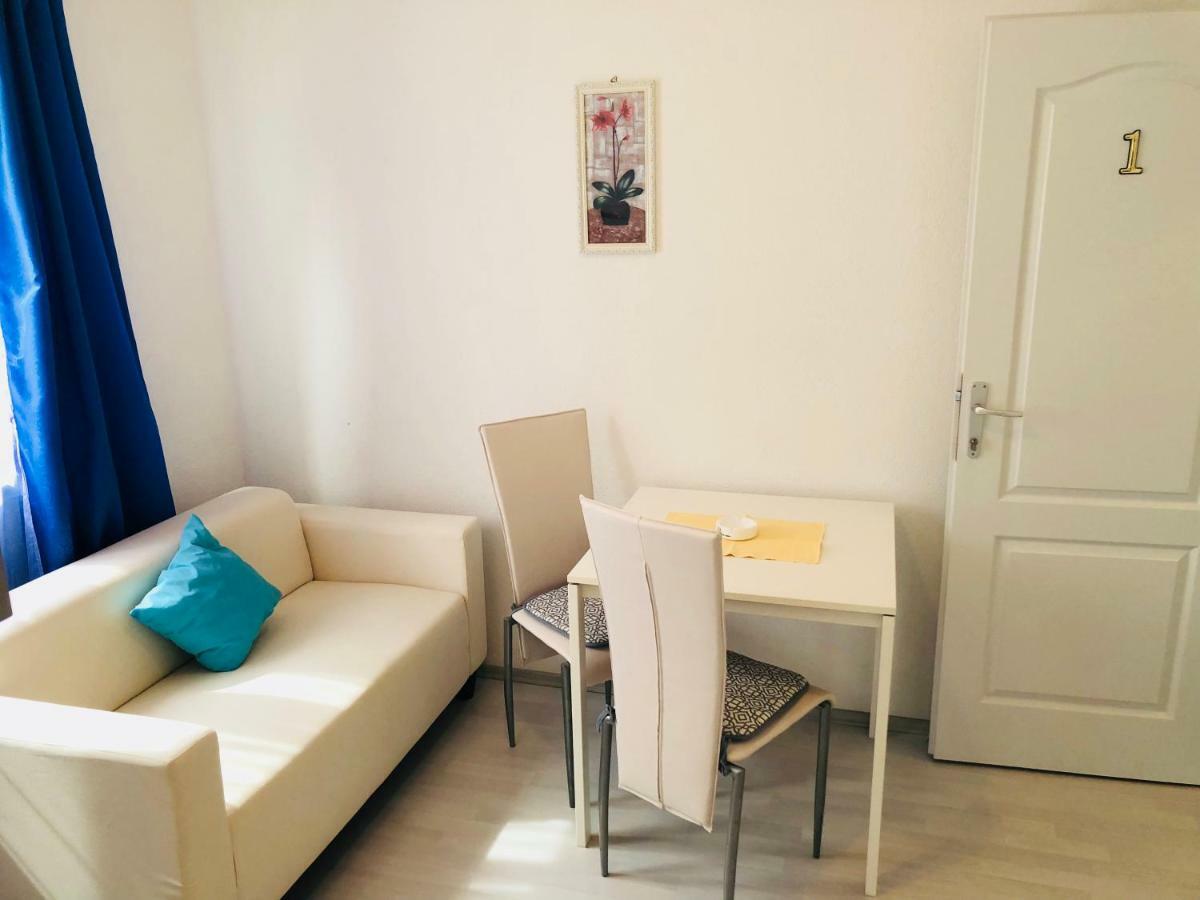 Guest House Jadro Rovinj Bagian luar foto