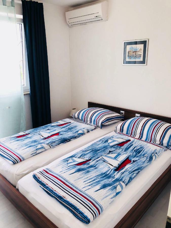 Guest House Jadro Rovinj Bagian luar foto
