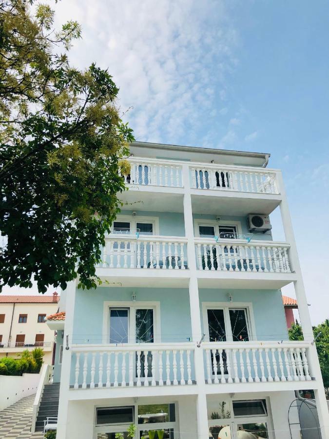 Guest House Jadro Rovinj Bagian luar foto